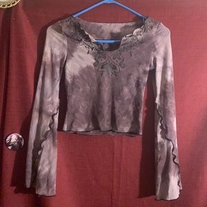 cute top that i hate how it looks on me🥲💔